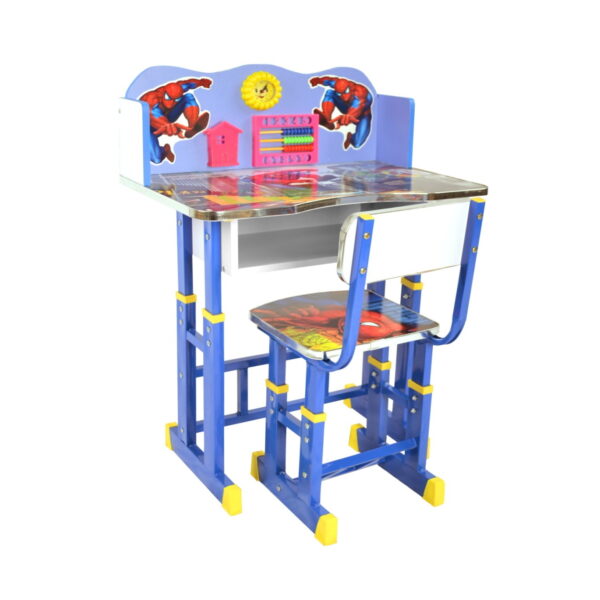 Children’s Desk Set Da-117 Spiderman Discover the Kids Desk Set Da-117 Spiderman, ideal for decorating your child's room! This kit includes a brightly colored table and chair with a playful design that supports learning and creativity. Height-adjustable, they are perfectly suited to your child's growth.