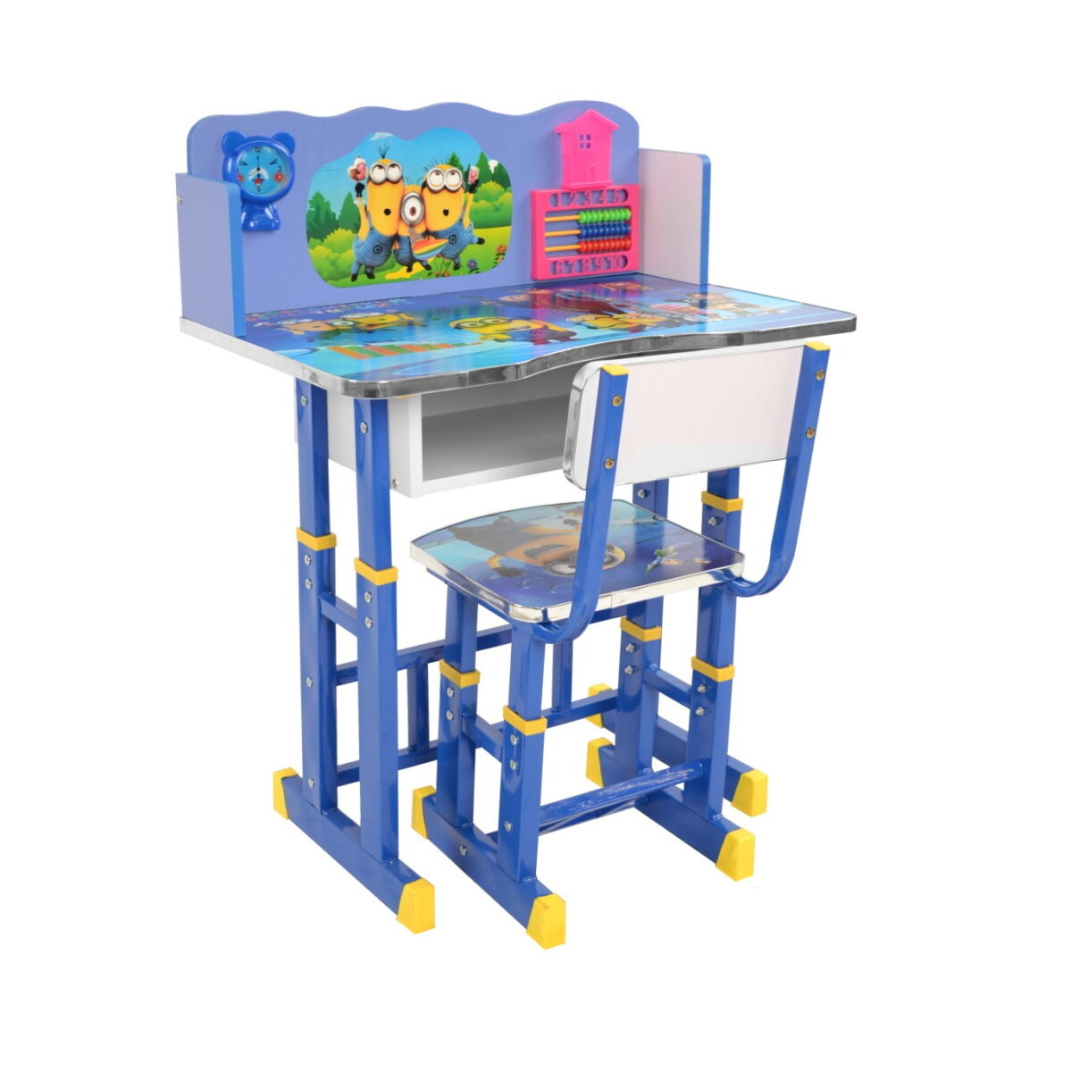 Children’s Desk Set Da-26 Minions Discover the Da-26 Minions Children's Desk Set, perfect for decorating a room. It includes a vibrant little table and an adjustable chair, ideal for supporting kids' learning. With its lively design, floor protection, and useful storage, this set will be your child's favorite!