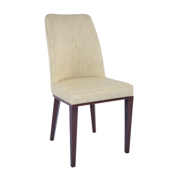 Chair B-04 Beige Discover the B-04 Beige Chair, a modern kitchen chair with a metal frame and upholstered in faux leather. Elegant and easy to maintain, it fits perfectly into any decor. Ideal for adding a touch of style and comfort to your kitchen.