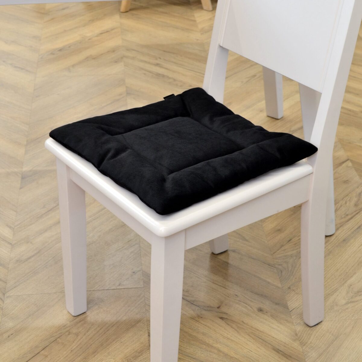 Cushion Chair - Image 19
