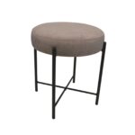 Taco Beige Stool Discover the Beige Taco Stool, perfect for your living room furniture! Comfortable and stylish, with a sturdy metal frame and a seat made of delicate velvet. Ideal for adding a touch of elegance and flexibility to your interior. Customize it in various colors!