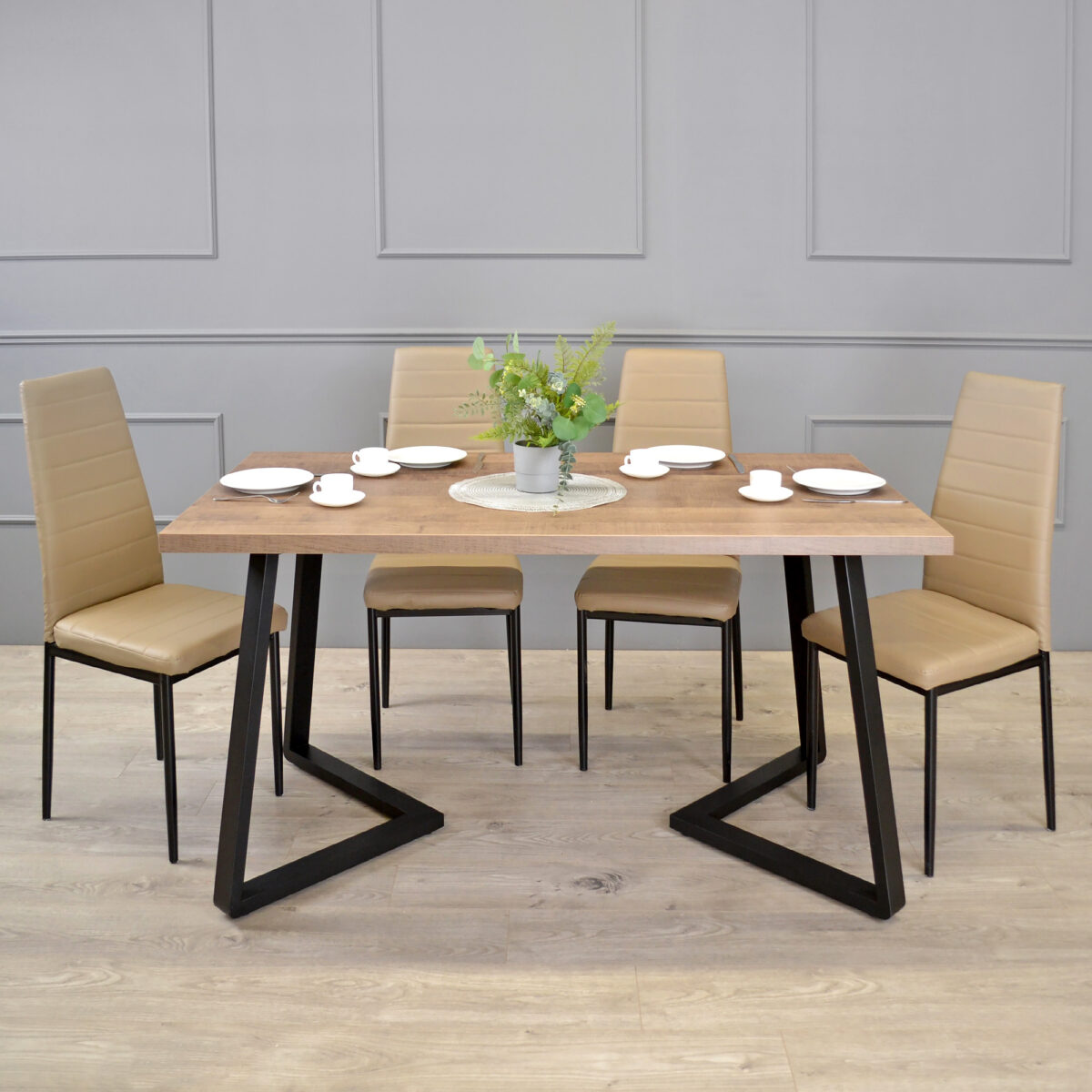 FRIDA Colonial Table + Black Legs 150×80 - Image 2