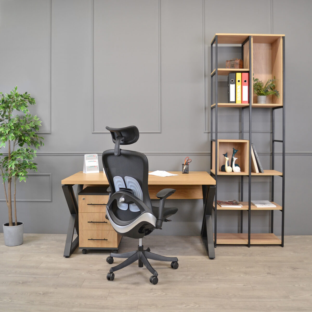 Sparta Desk Table - Image 2