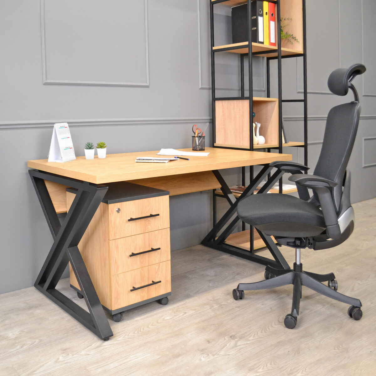 Sparta Desk Table - Image 4