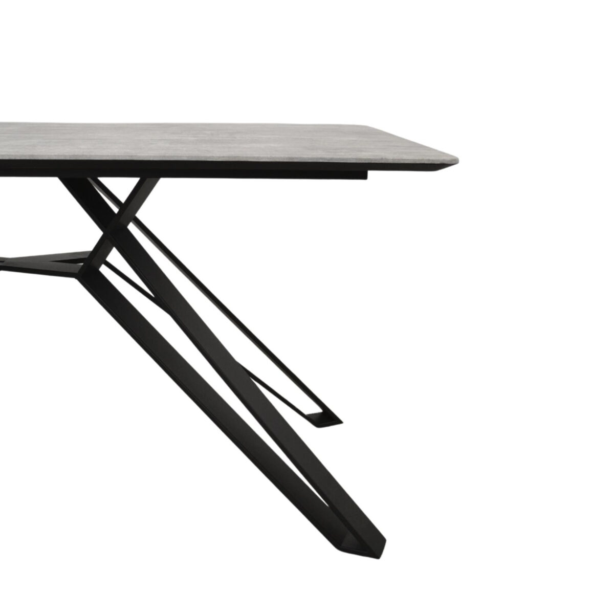 Selena Werzalit Table 1600×900 - Image 3