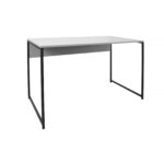 Table B-120 Slim (120×60) Grey Discover the B-120 Slim desk (120x60) in Grey, perfect for a modern office. With its elegant design and compact dimensions, this melamine chipboard desk offers comfort and flexibility in any workspace. Ideal for productivity!