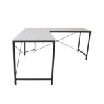 Foxtrot Corner Office Desk Discover the Foxtrot corner desk, perfect for modern offices! With an ergonomic design and a melamine chipboard top, it has ideal dimensions of 160 cm in length and 60 cm in depth. It stands at a standard height of 75 cm and features little feet with pads to protect the floor.