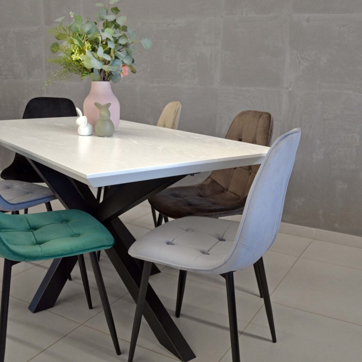 M-01-3 (Hlr-56) Velvet Green + Black Legs Chair - Image 3