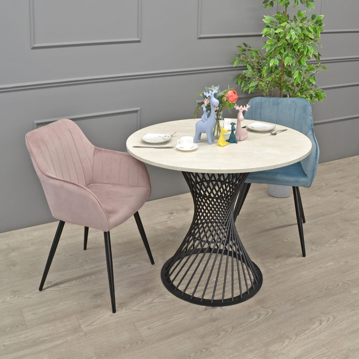 FELICIA Table Silk + Black Leg Ø100 - Image 3