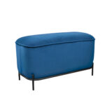 Banchetă Hippo Double Blue Descoperiți Bancheta Hippo Double Blue, un accesoriu stilat pentru livingul dumneavoastră. Fabricată din placaj și spumă poliuretanică, tapițată cu catifea, această banchetă elegantă are dimensiuni ideale: 80 cm lățime și 40 cm adâncime, cu o înălțime de 46 cm. Perfectă pentru un interior modern!