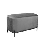 Banchetă Hippo Double Grey Descoperiți bancheta Hippo Double Grey, un accesoriu modern pentru livingul dumneavoastră. Cu un design elegant din catifea, placaj și metal vopsit, aceasta se încadrează perfect în orice interior. Dimensiuni: 80 cm lungime, 40 cm lățime, 46 cm înălțime. Disponibilă în alte culori la comandă.