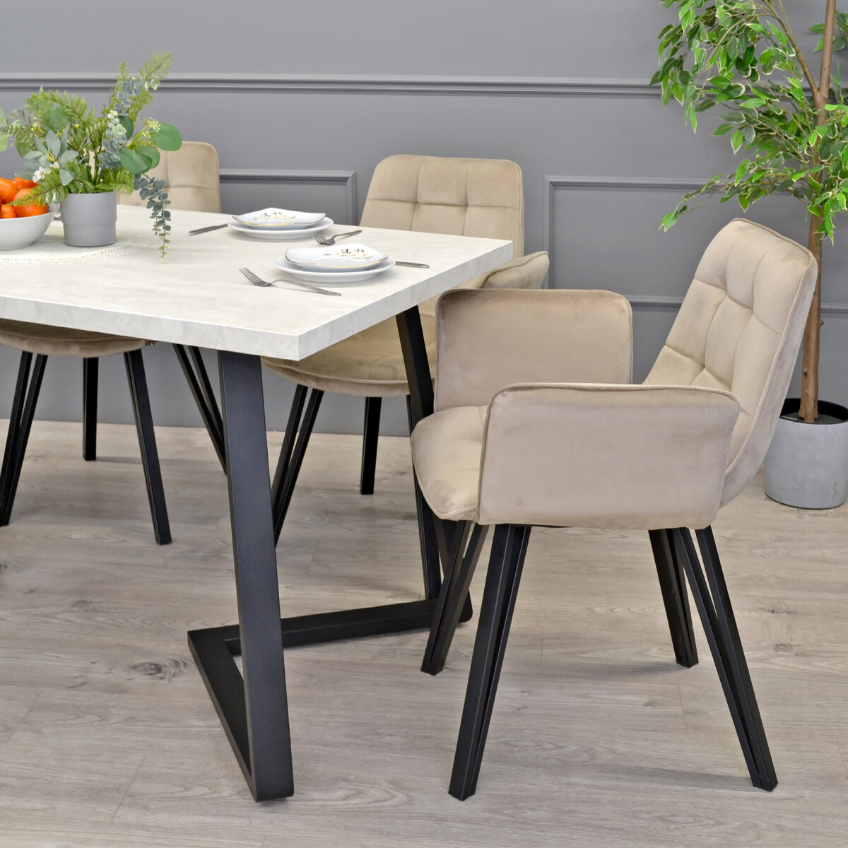 FRIDA Table Silk+Black Legs 150×80 - Image 4