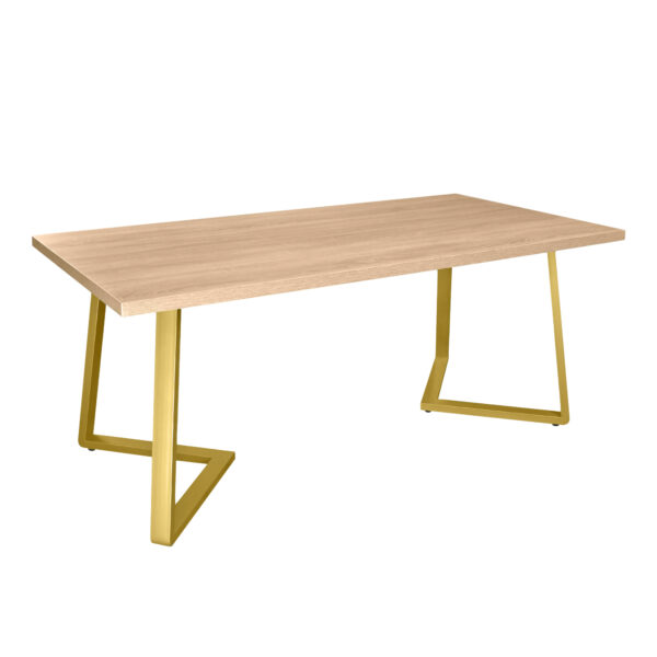 Стол FRIDA Sonoma+Golden Legs 180×90 Элегантный кухонный стол Frida размером 180×90 см станет идеальным дополнением вашего интерьера. Металлический каркас с золотым покрытием и прочная ламинированная столешница обеспечивают стиль и долговечность. Заказывайте в самых разных цветах и текстурах!