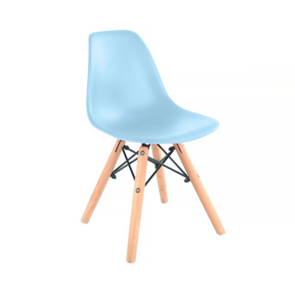 EAMES BEBE Children’s Chair Blue Discover the EAMES BEBE Blue Children’s Chair, ideal for the comfort and safety of your little ones! With its ergonomic design and wooden legs for stability, it fits perfectly in children's rooms. Easy to clean and durable, it supports up to 40 kg. Choose quality and style for your children's playtime!