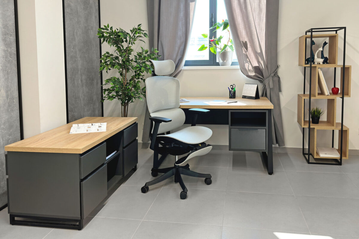 ENZO Desk with Drawer 1300x750 - Image 3