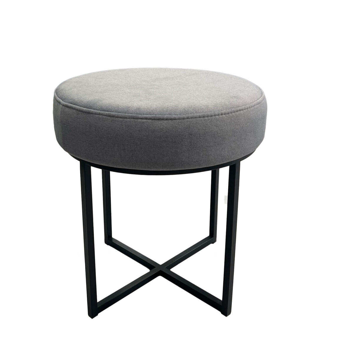 HUGO Stool Discover the HUGO stool, an essential comfort element for your living room! Made with a metal frame and upholstered in soft velvet, this compact stool stands 45 cm tall and offers you flexibility and style. Choose from a wide range of colors and textures!