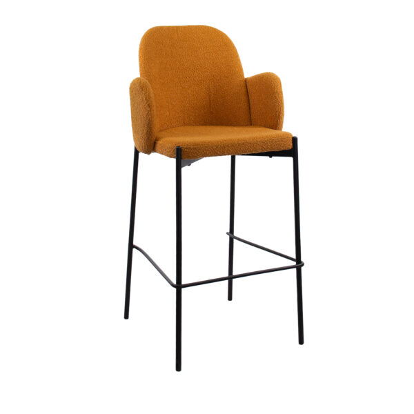Scaun Bar Cosmo Orange Descoperiți Scaunul Bar Cosmo Orange, combinația perfectă între confort și design elegant. Ideal pentru baruri și bucătării, acest scaun înalt din placaj și stofă oferă suport optim și o structură solidă. Alegeți rafinamentul și durabilitatea pentru orice spațiu modern!