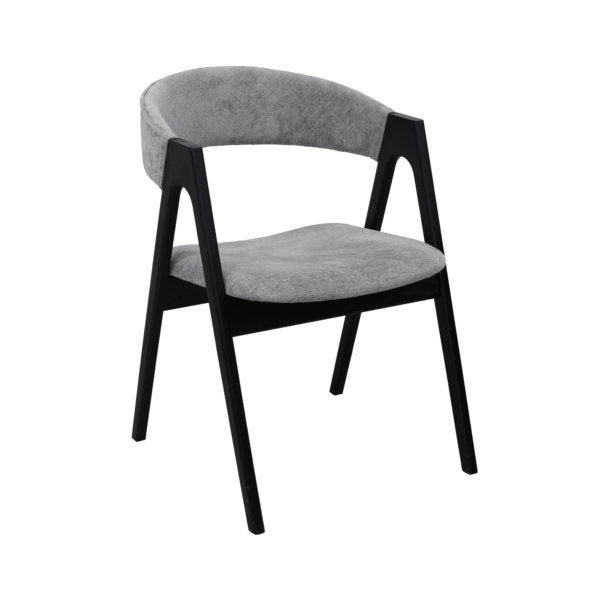 Scaun Rustic White+Black Legs Descoperiți Scaunul Rustic – o alegere durabilă și elegantă, realizată din lemn de frasin. Cu un șezut și spătar confortabil, tapițat cu stofă, acest scaun este ideal pentru orice decor, oferind stabilitate și rezistență. Perfect pentru uz casnic sau comercial!
